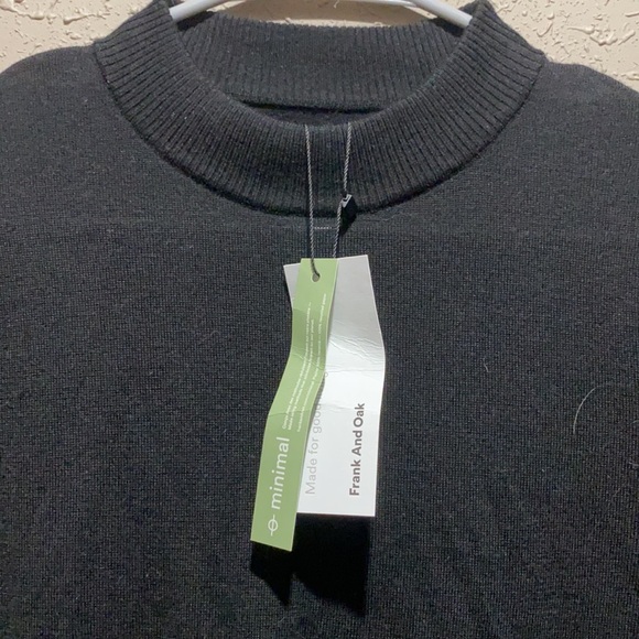 Frank and Oak black sweater - Picture 2 of 3